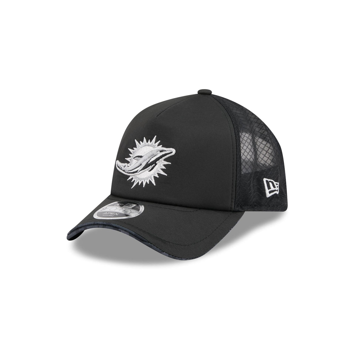Miami Dolphins 2026 Salute to Service 9FORTY APEX Snapback Hat