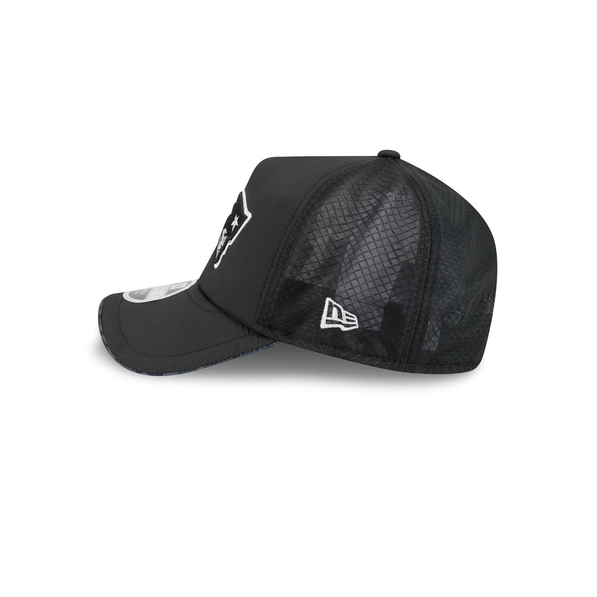 New England Patriots 2026 Salute to Service 9FORTY APEX Snapback Hat