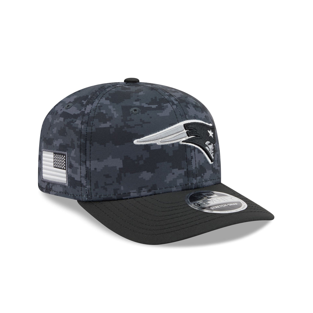 New England Patriots 2026 Salute to Service 9SEVENTY Stretch-Snap Hat
