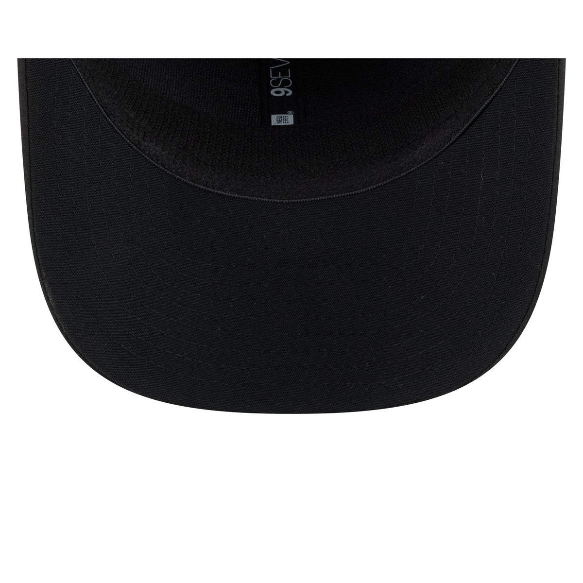 Seattle Seahawks 2026 Salute to Service 9SEVENTY Stretch-Snap Hat