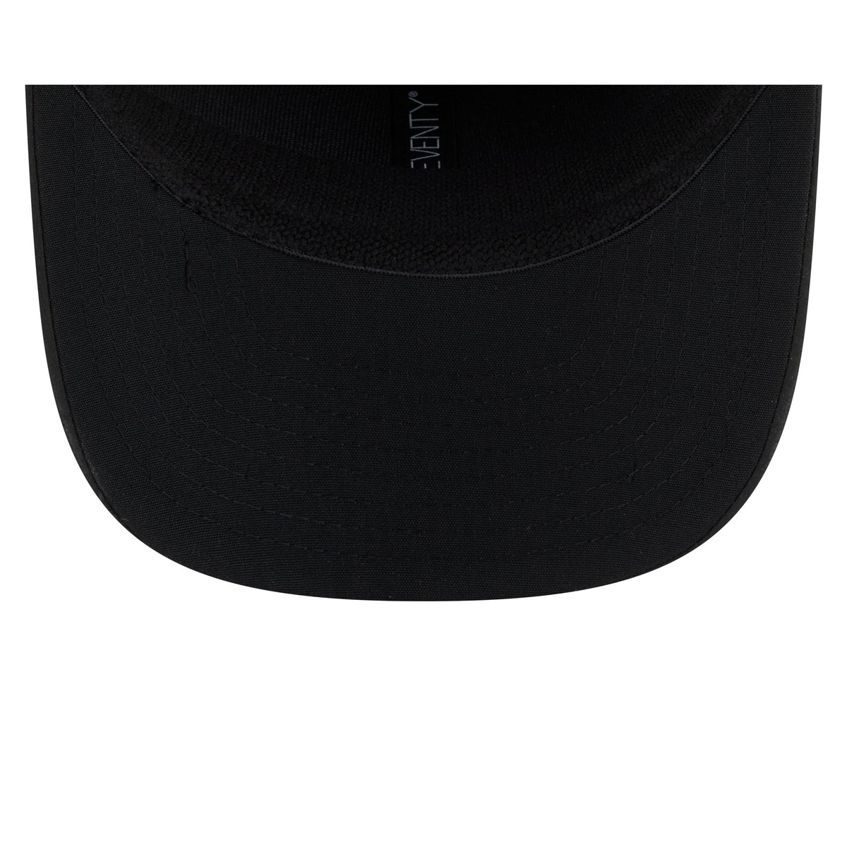 Baltimore Ravens 2026 Salute to Service 9SEVENTY Stretch-Snap Hat
