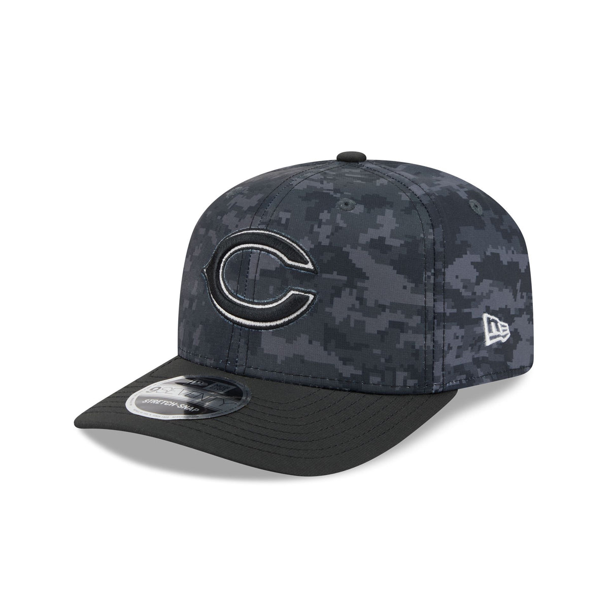 Chicago Bears 2026 Salute to Service 9SEVENTY Stretch-Snap Hat