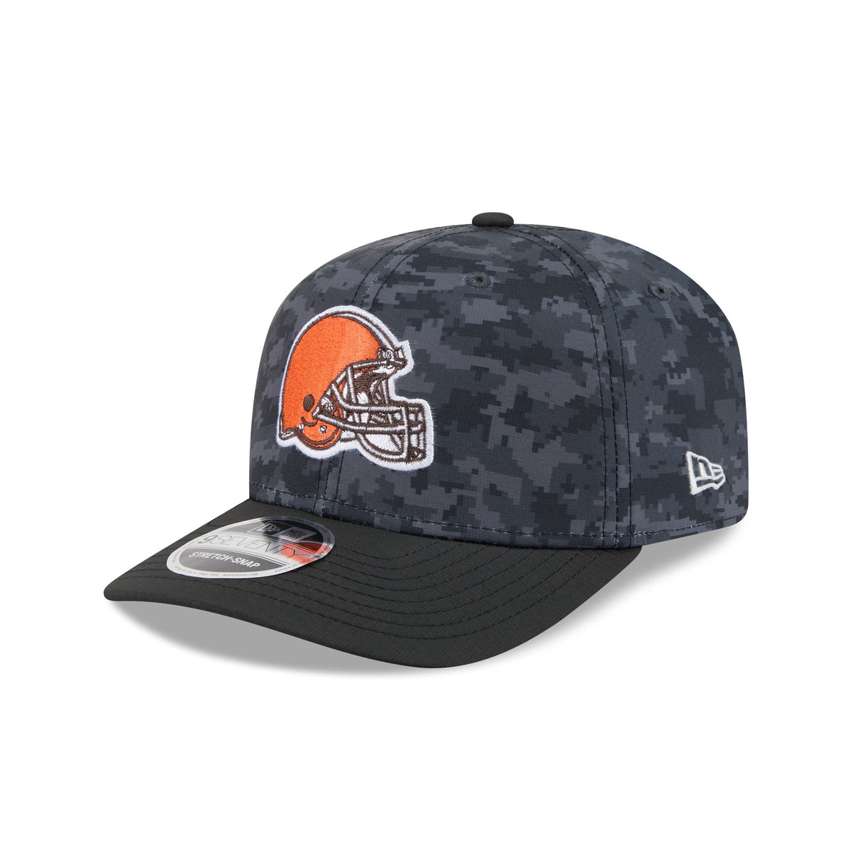 Cleveland Browns 2026 Salute to Service 9SEVENTY Stretch-Snap Hat