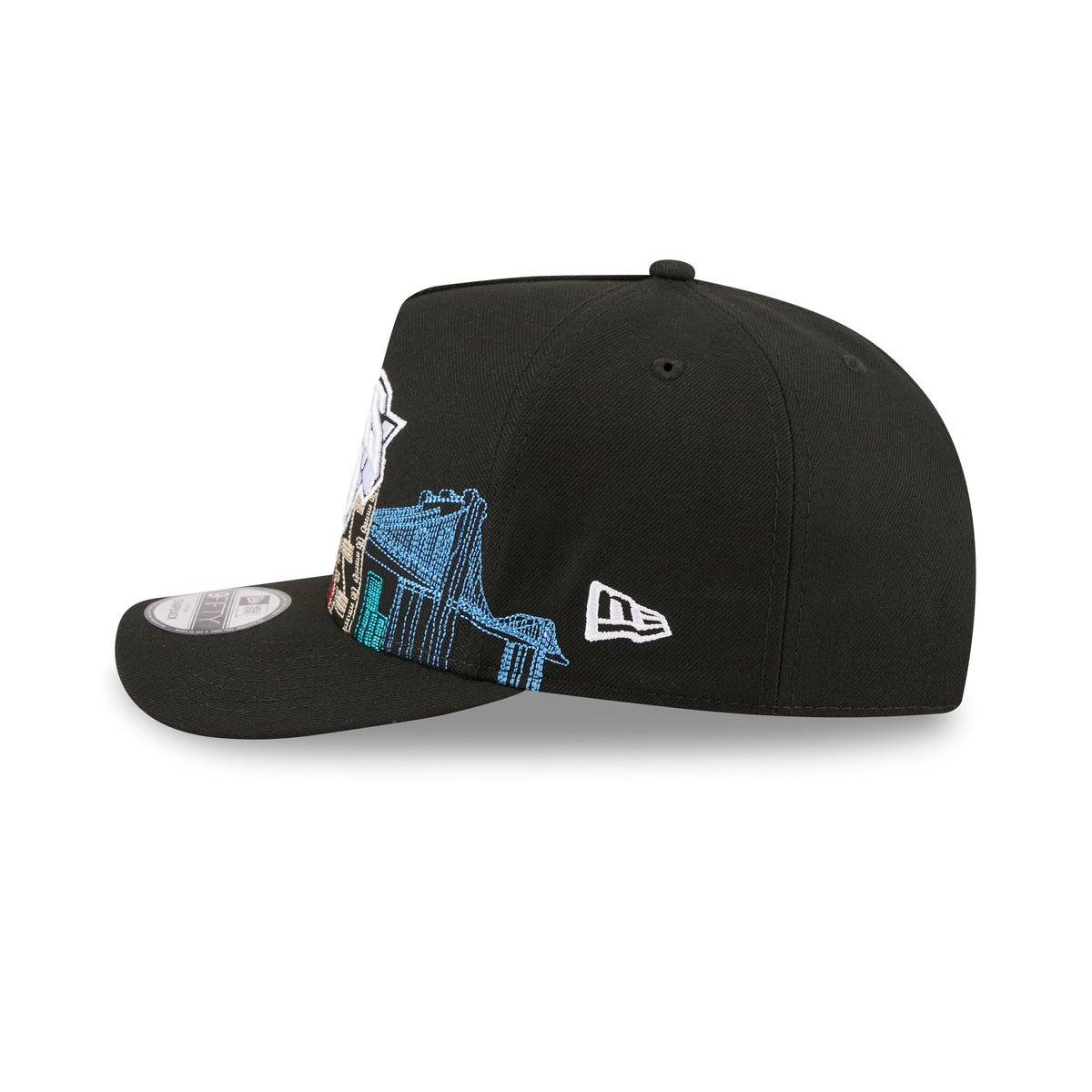 New York Knicks Cityscape Black 9FIFTY A-Frame Snapback Hat
