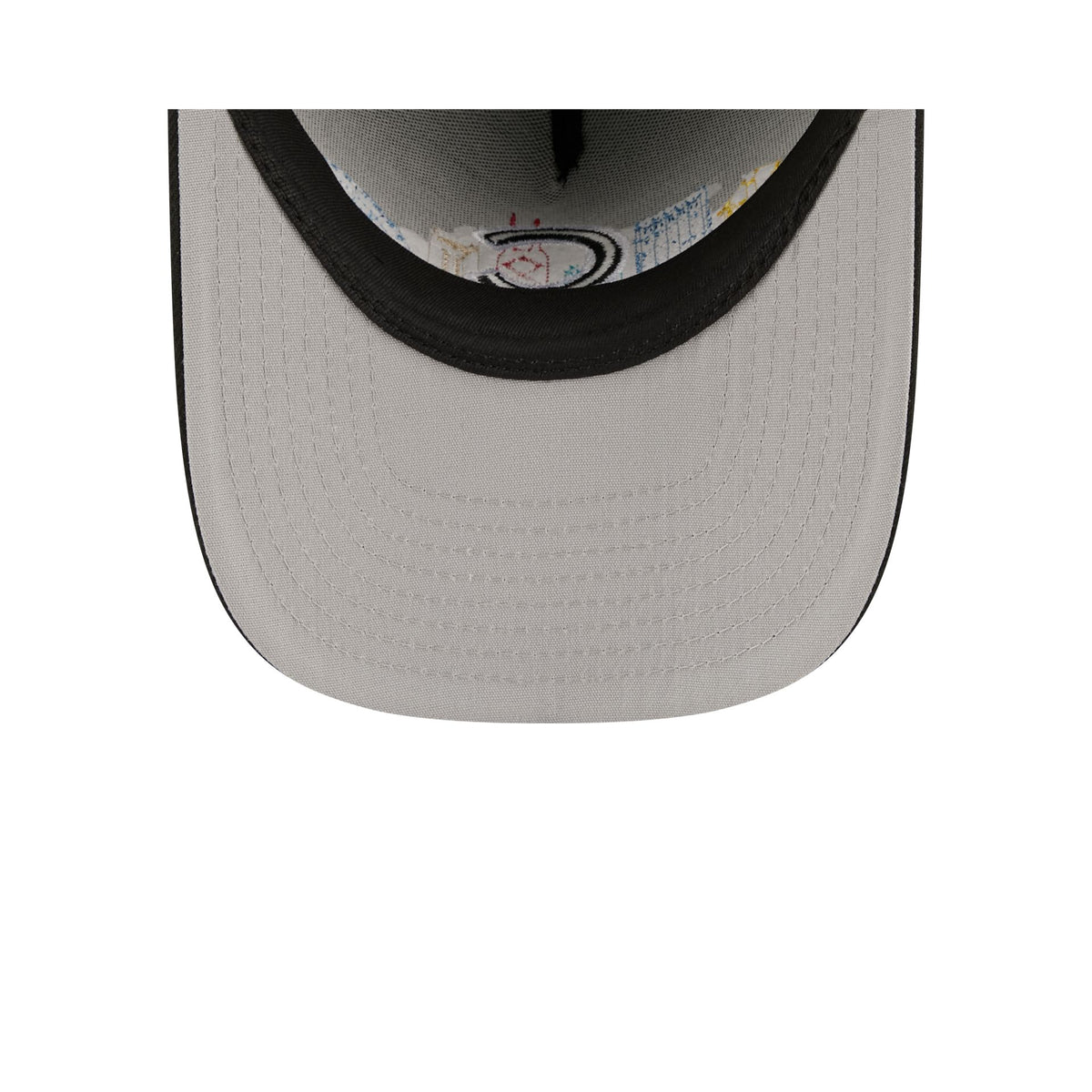 Chicago Cubs Cityscape Black 9FIFTY A-Frame Snapback Hat
