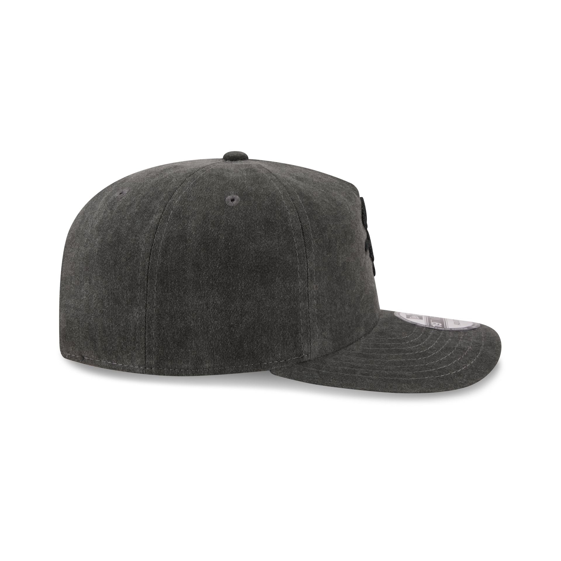 Chicago White Sox Black Pigment Dye 19TWENTY Snapback Hat