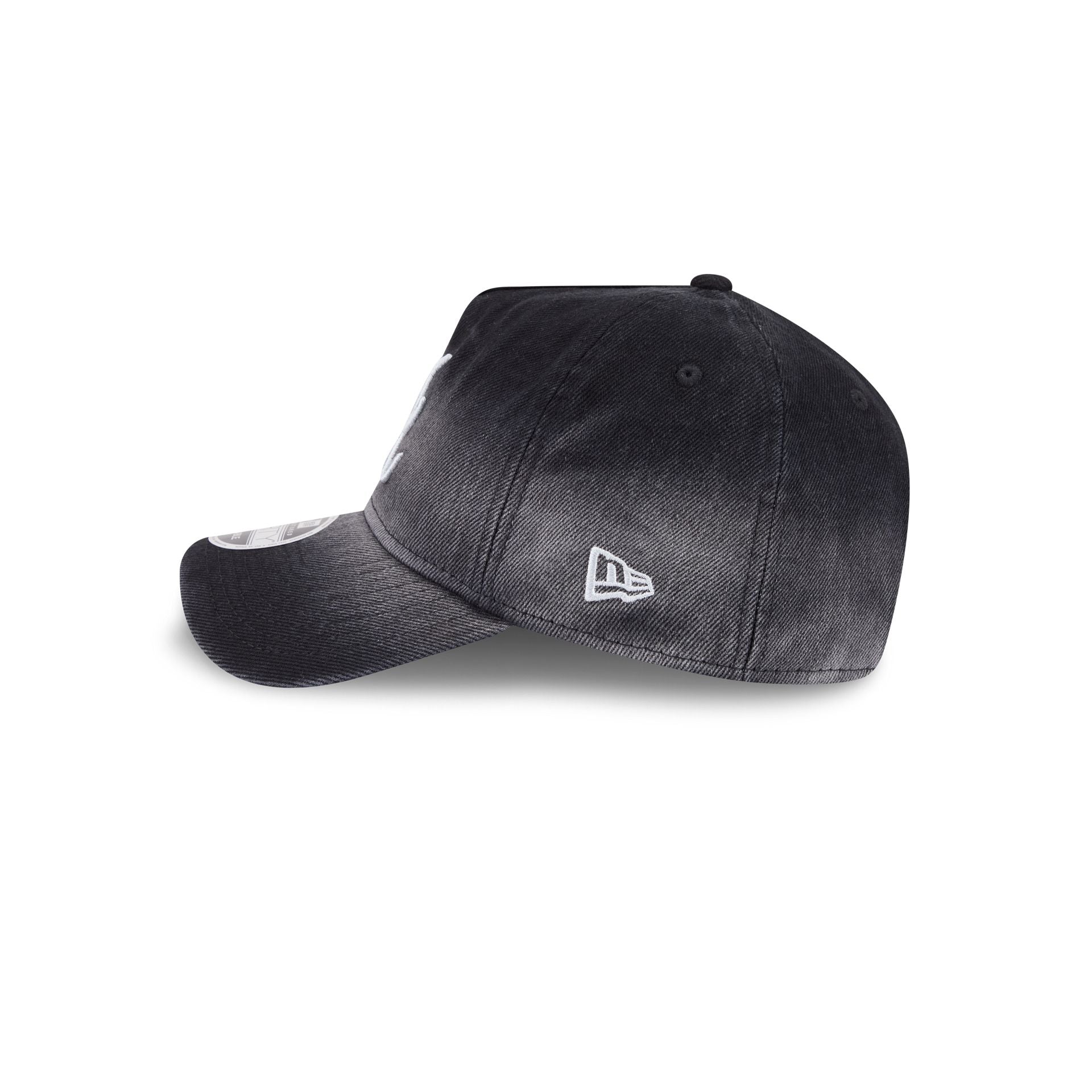 Atlanta Braves Washed Black Denim 9FORTY A-Frame Unstructured Snapback Hat