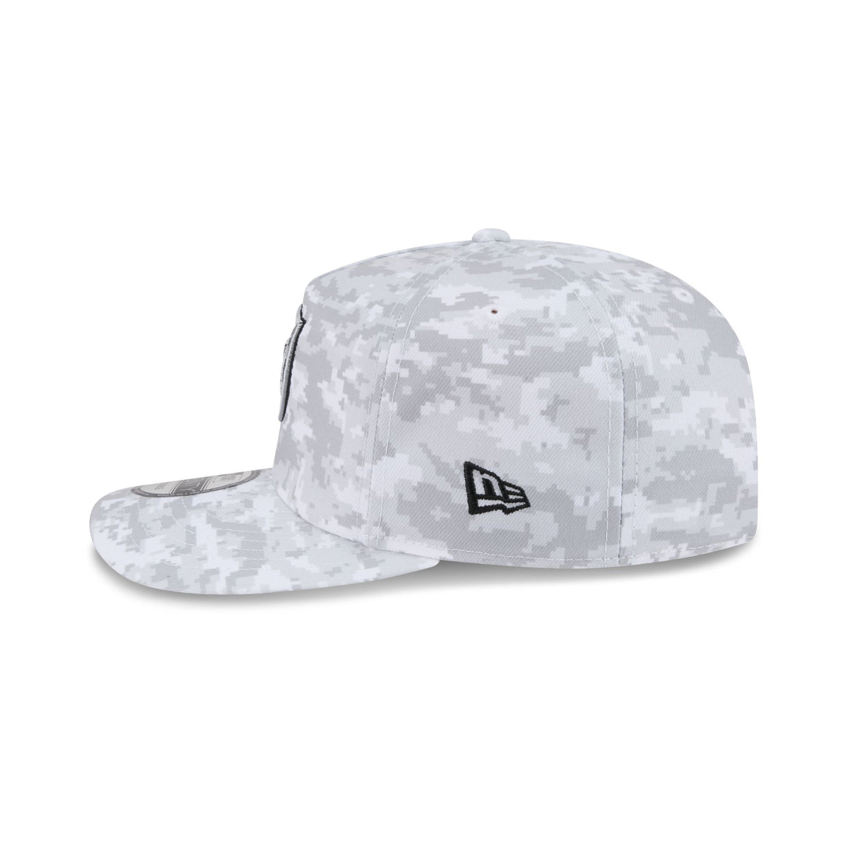 Las Vegas Raiders 2026 Salute to Service Fan Gear Snow 19TWENTY Snapback Hat
