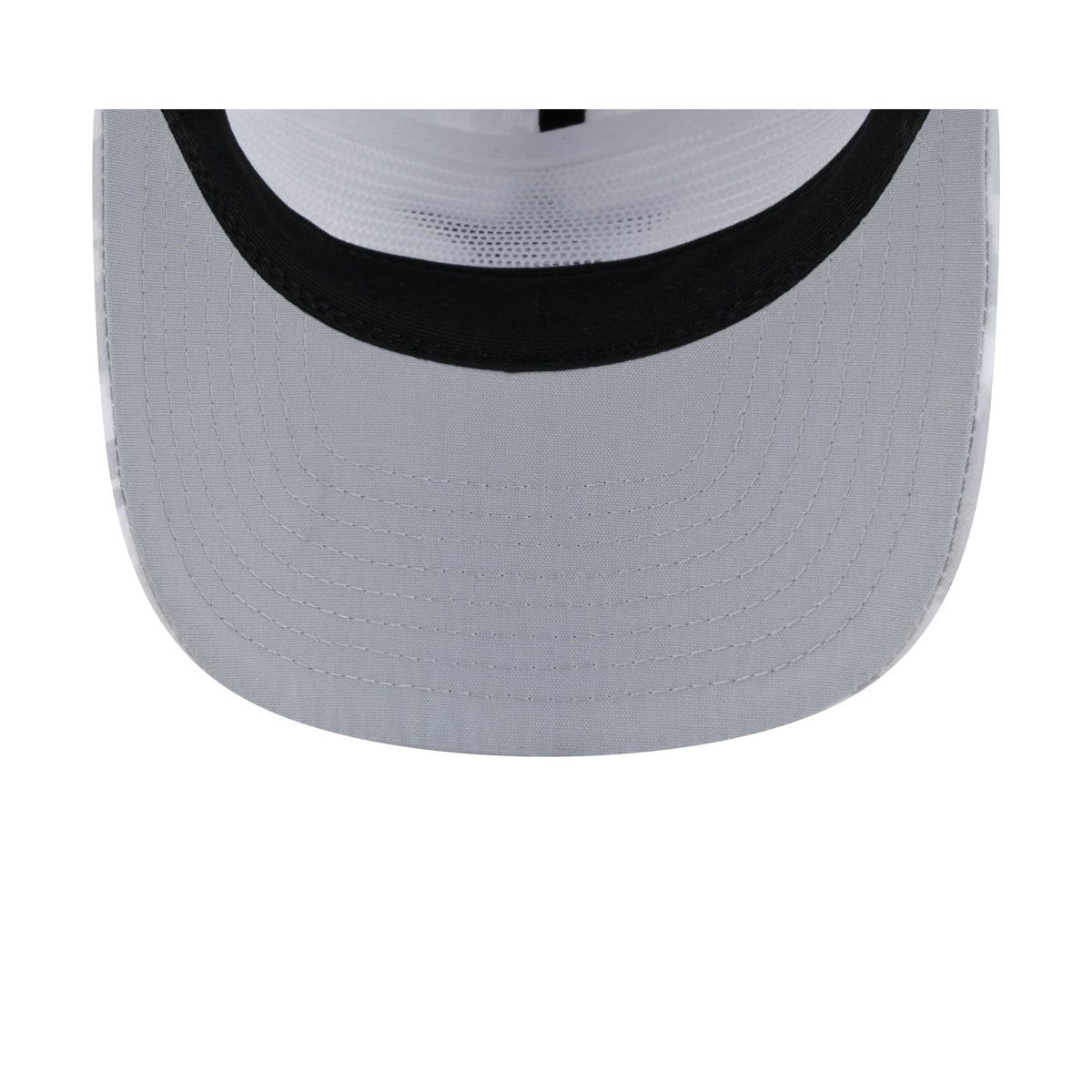 Dallas Cowboys 2026 Salute to Service Fan Gear Snow 19TWENTY Snapback Hat