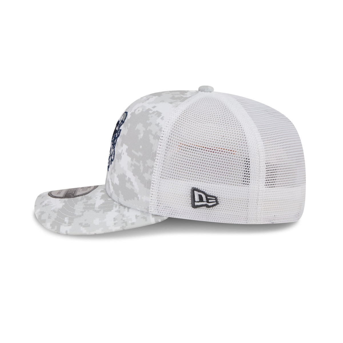 Dallas Cowboys 2026 Salute to Service Fan Gear Snow 9SEVENTY Trucker Hat