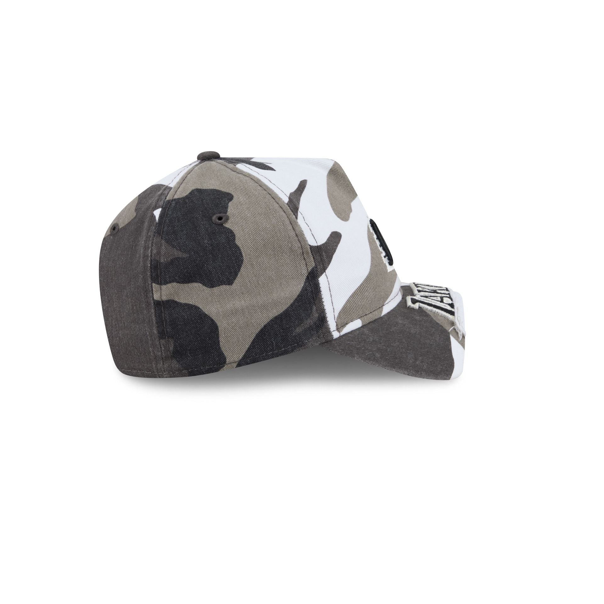 Los Angeles Lakers Washed Camo 9FORTY A-Frame Unstructured Cut-Off Visor Snapback Hat