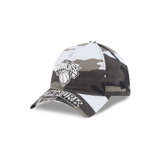 New York Knicks Washed Camo 9FORTY A-Frame Unstructured Cut-Off Visor Snapback Hat