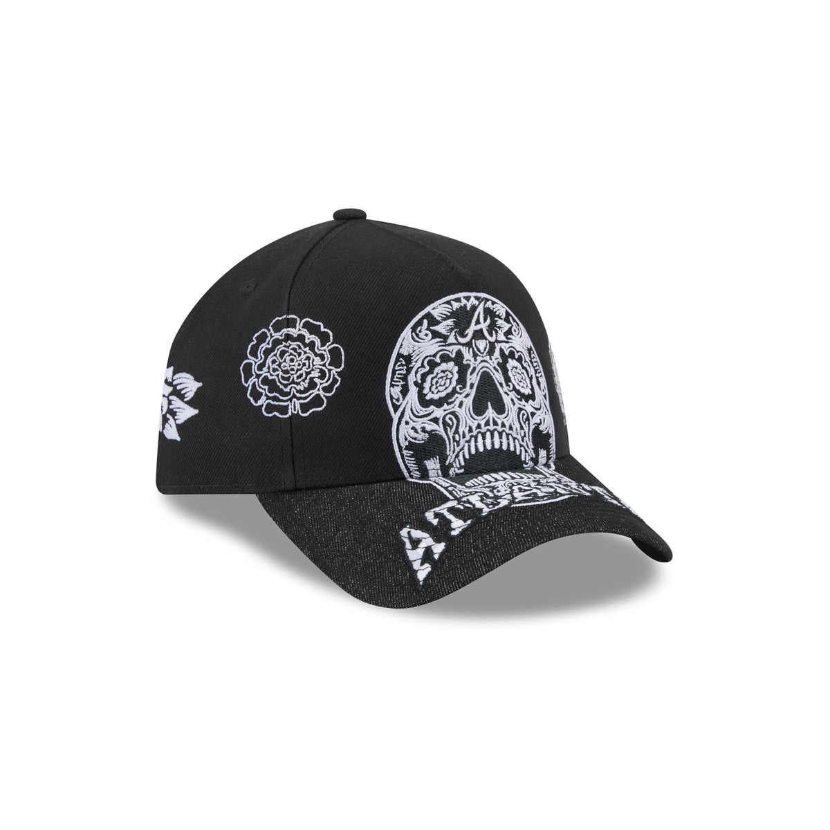 Atlanta Braves Day of the Dead Skull 9FORTY A-Frame Snapback Hat