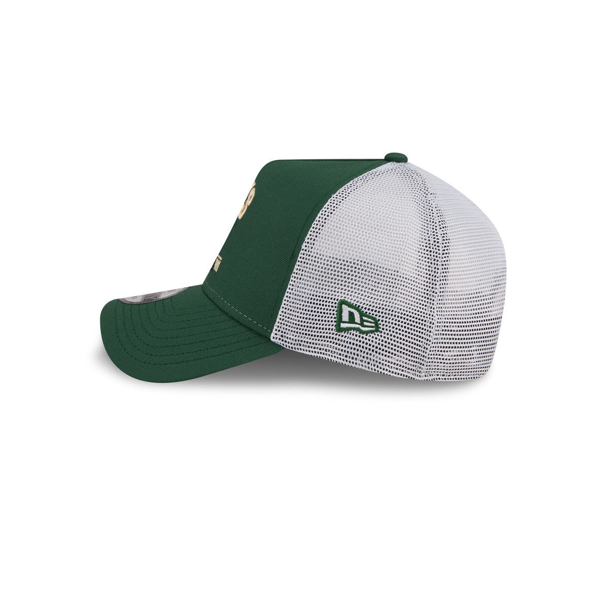 Milwaukee Bucks Mascot 9FORTY A-Frame Trucker Hat