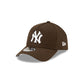 New York Yankees Color Flip Brown 9FORTY A-Frame Snapback Hat