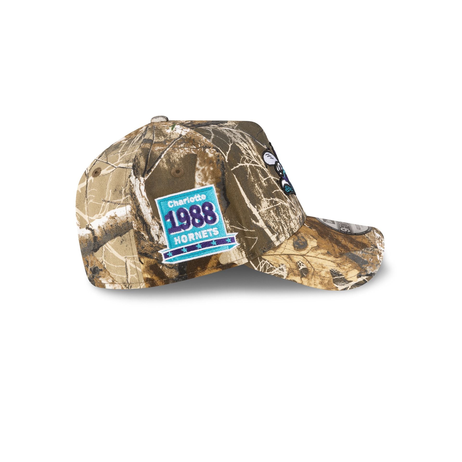 Charlotte Hornets 1988-2002 Hardwood Classics Realtree 9FORTY A-Frame Snapback Hat