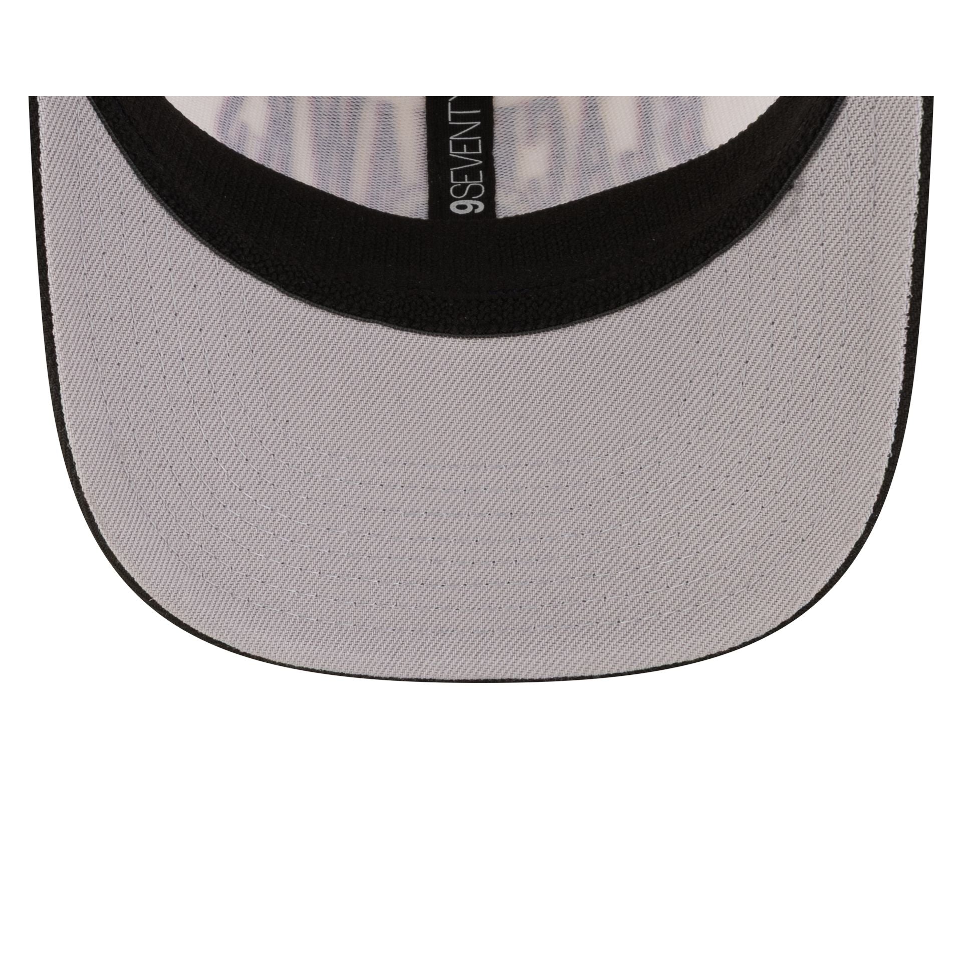 Chicago Blackhawks First Shot 9SEVENTY Stretch-Snap Hat