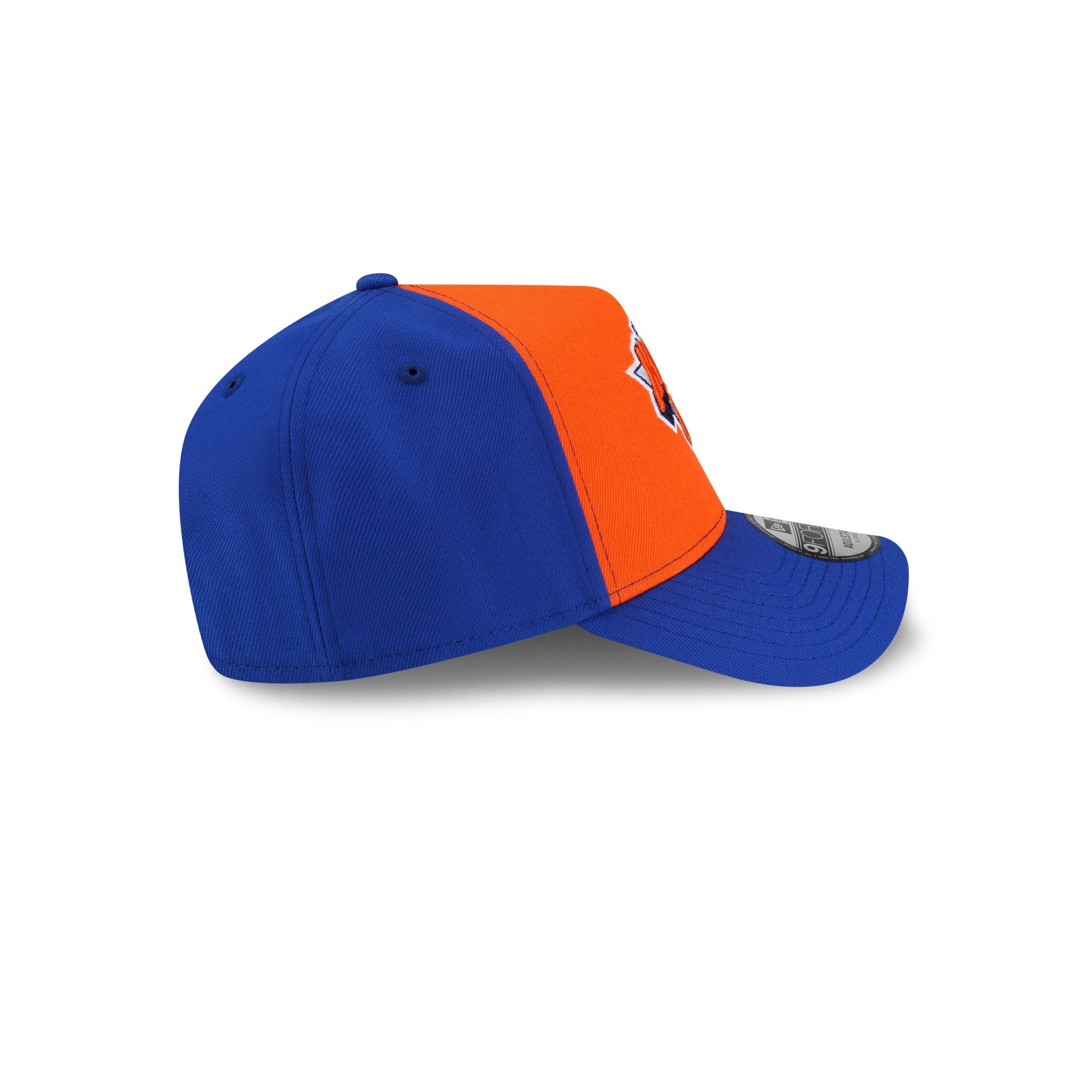 New York Knicks Hardwood Classics 2000s 9FORTY A-Frame Snapback