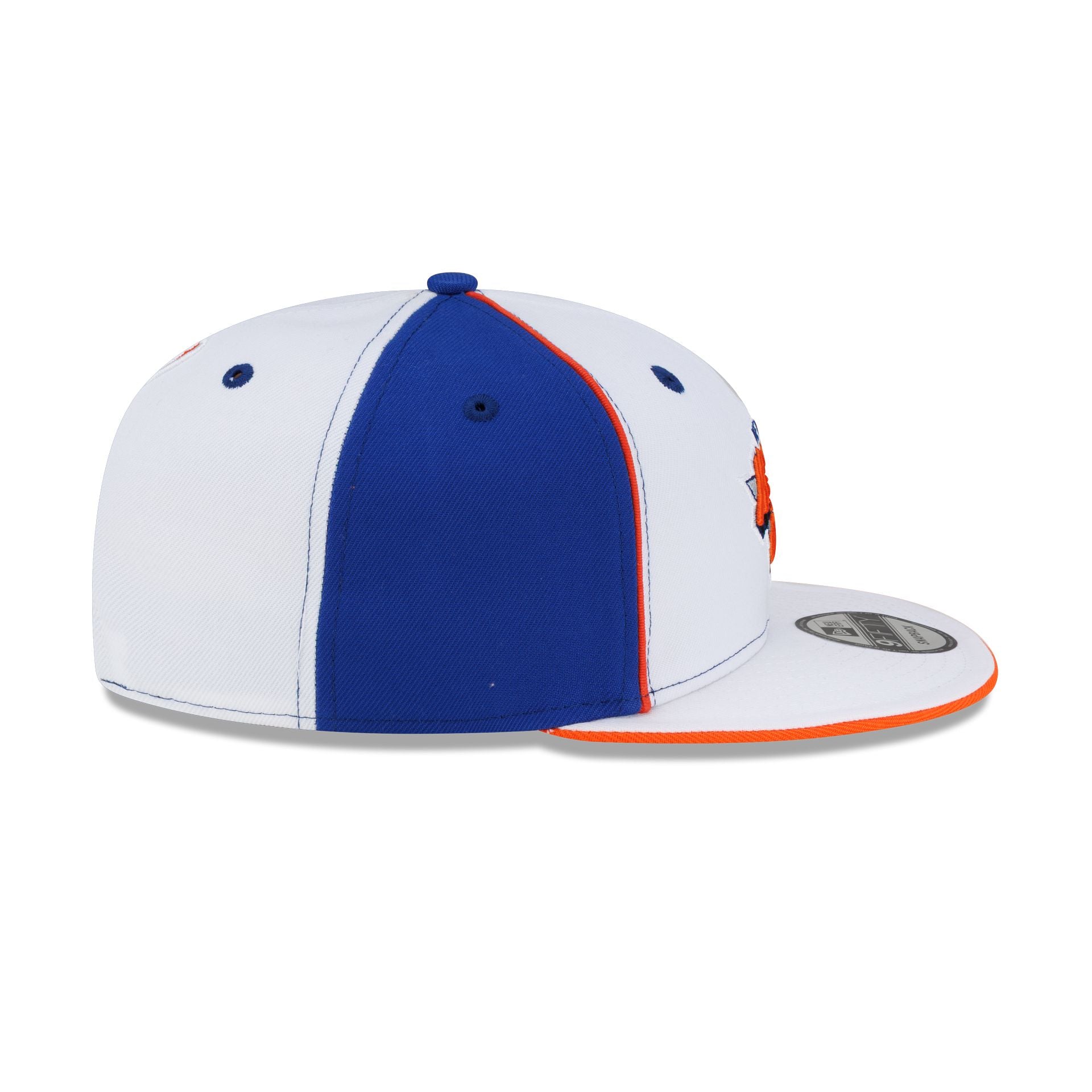 New York Knicks Hardwood Classics 2000s Optic White Flip 9FIFTY Snapback Hat