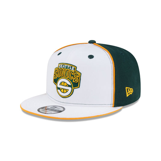 Seattle SuperSonics Hardwood Classics 2000s Optic White Flip 9FIFTY Snapback Hat - New Era Cap