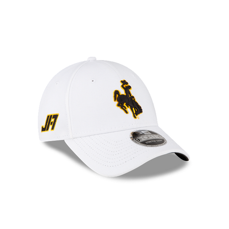 JA17 Wyoming Cowboys White 9FORTY Snapback Hat