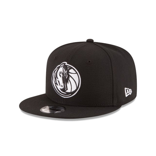 Dallas Mavericks Basic Black 9FIFTY Snapback Hat - New Era Cap