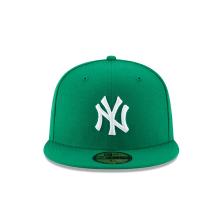 New York Yankees Kelly Green Basic 59FIFTY Fitted Hat