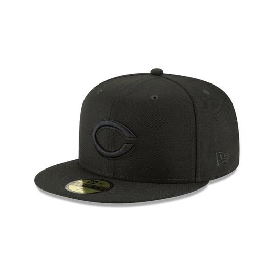 Cincinnati Reds Blackout Basic 59FIFTY Fitted Hat - New Era Cap