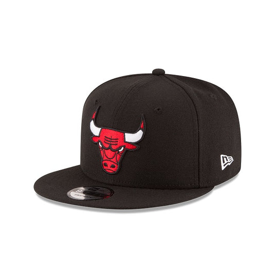 Chicago Bulls Black 9FIFTY Snapback Hat - New Era Cap