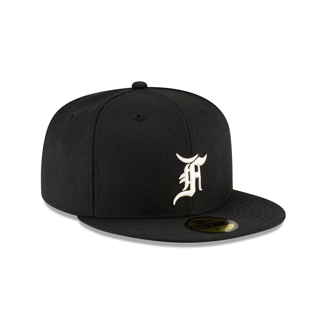 Official New Era Essential Black 59FIFTY Fitted Cap